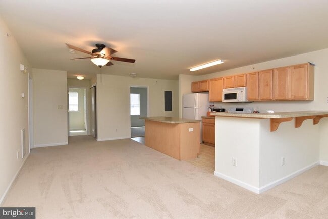 Building Photo - 1306 Caitlins Way