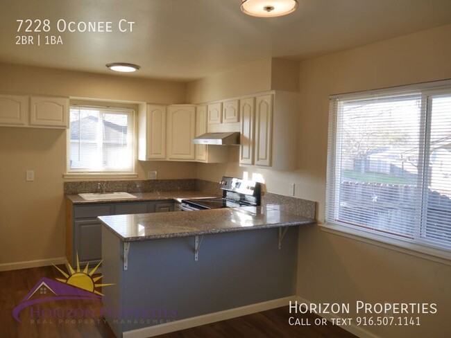 Building Photo - 2 Bed 1 Bath 827 Sq. Ft. Citrus Heights Du...