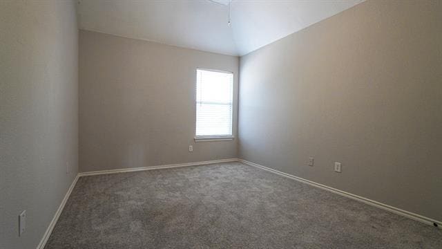 Building Photo - 2210 Garden Crest Dr