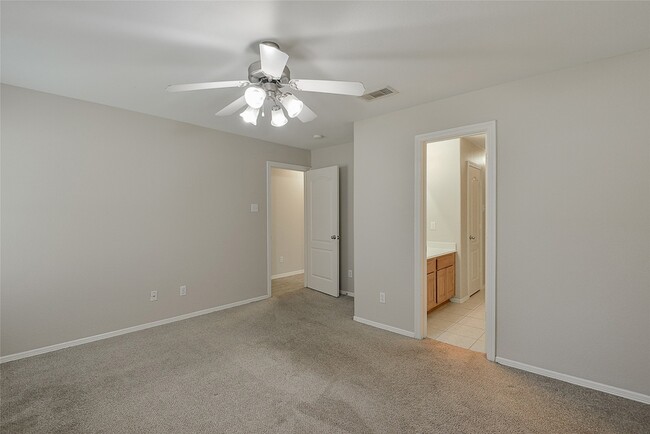 Building Photo - 24415 Strong Pine Dr