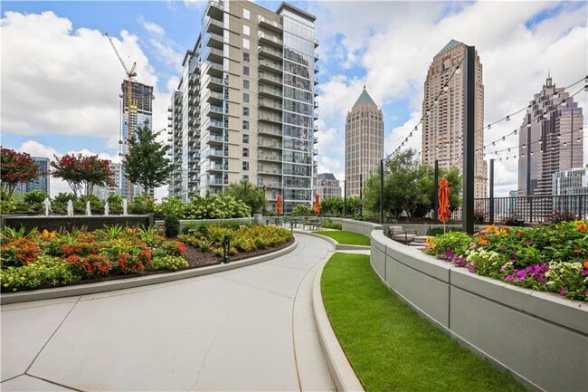 Building Photo - 1080 Peachtree St NE