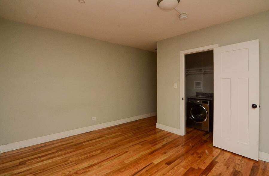 Building Photo - 2907 N Mildred Ave