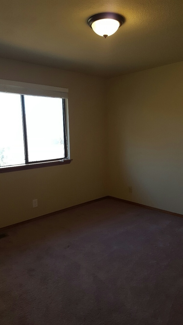 Building Photo - Cute Boise Duplex