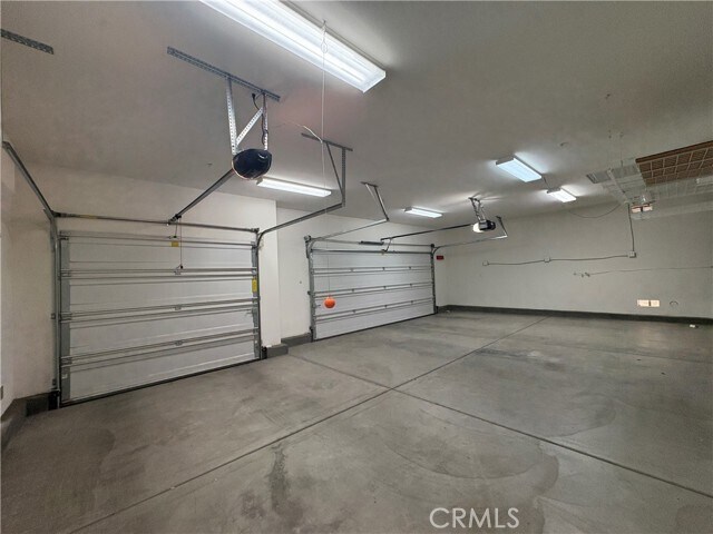 Building Photo - 1410 Charleston St