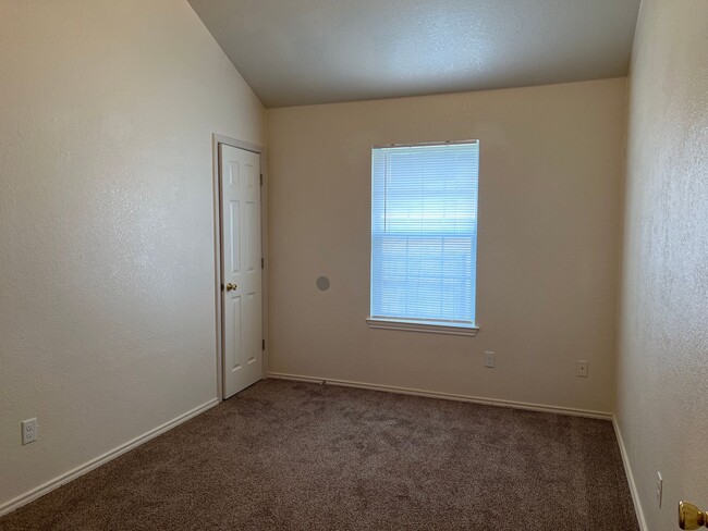 Building Photo - 4105 Alan Kent Drive