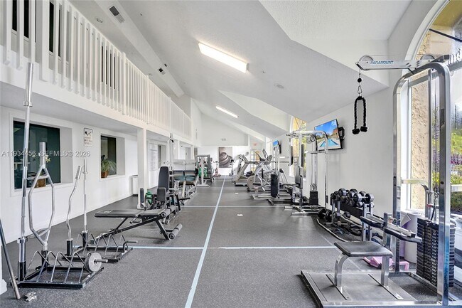 Building Photo - 457 Vista Isles Dr