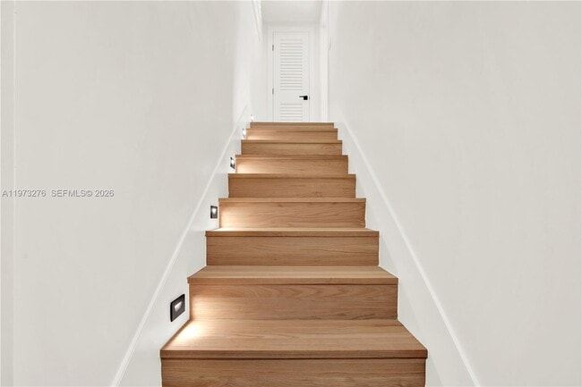 Building Photo - 600 San Antonio Ave