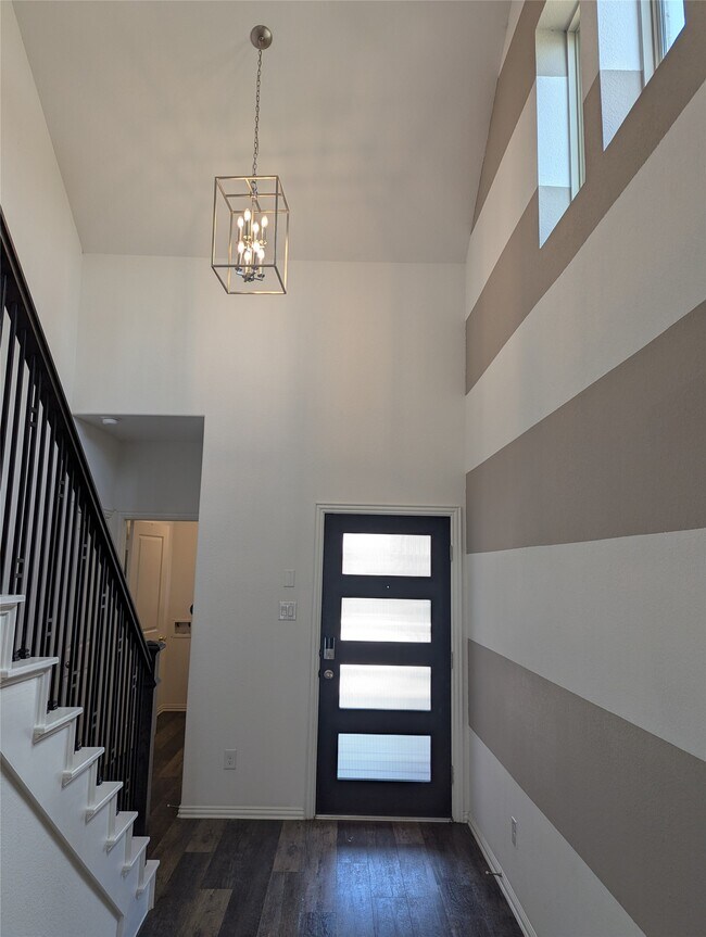 Building Photo - 10503 Dolce Ln