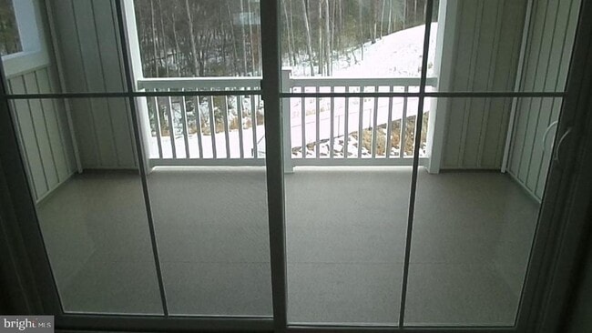 Building Photo - 9399 Edenderry Dr