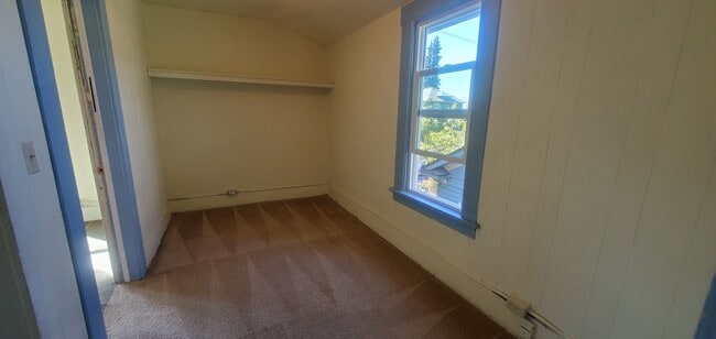 Building Photo - 1310 Grant St