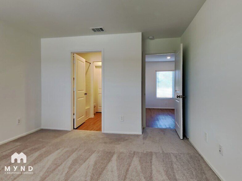 Building Photo - 513 Brook Terrance Ln