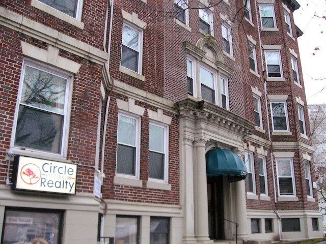 Building Photo - 1348 Commonwealth Ave