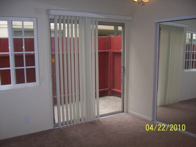 Building Photo - key3317