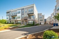 Building Photo - 2 Shiplock Row