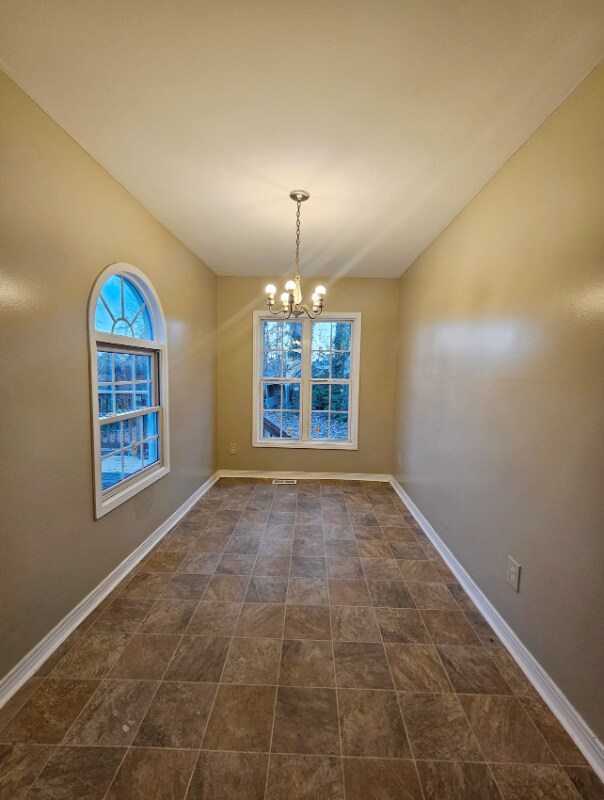 Building Photo - 2307 Maywood St