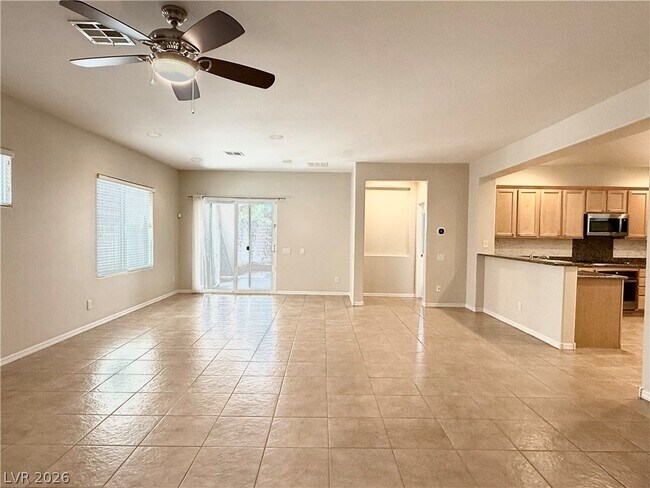 Building Photo - 848 S Paseo Rocoso Pl