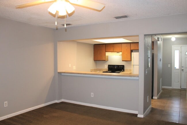 Building Photo - 791 Assisi Ln