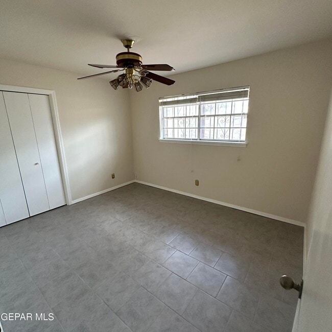 Building Photo - 3304 Old Spanish Trail