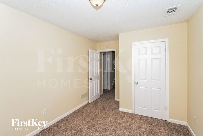Building Photo - 3164 Colorado Dr