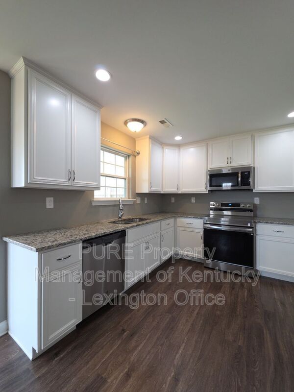 Building Photo - 2756 Burnt Mill Rd