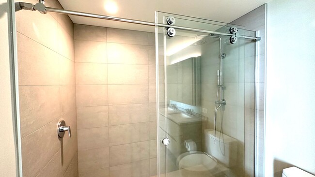Building Photo - Available Now -- Brand New 2 Bedroom, 2 Ba...