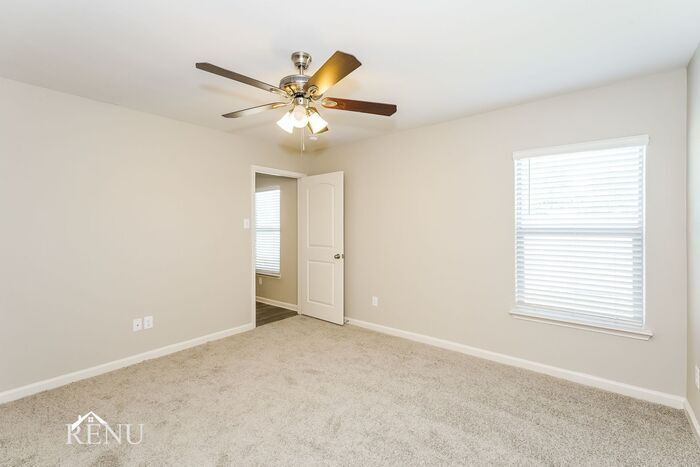 Building Photo - 136 Holster Holw Rd