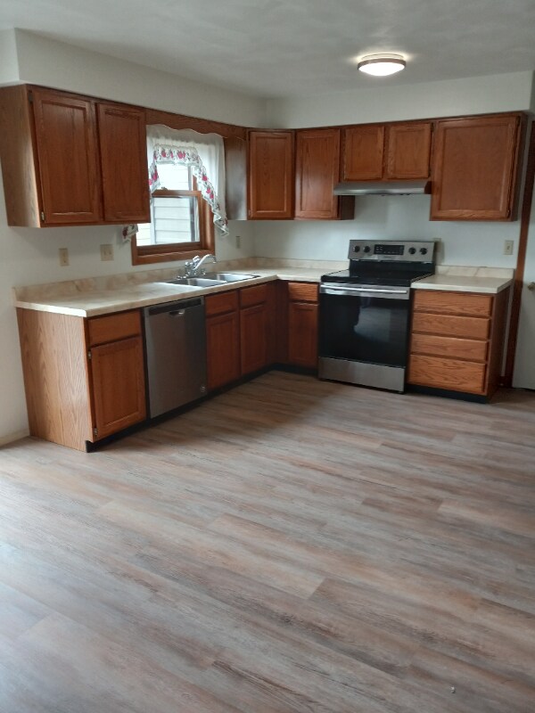 Building Photo - 1244 Primrose Ln