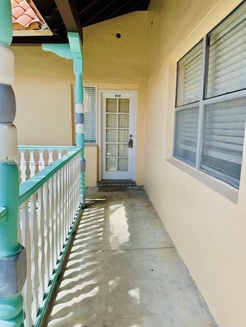 Building Photo - 736 13th St