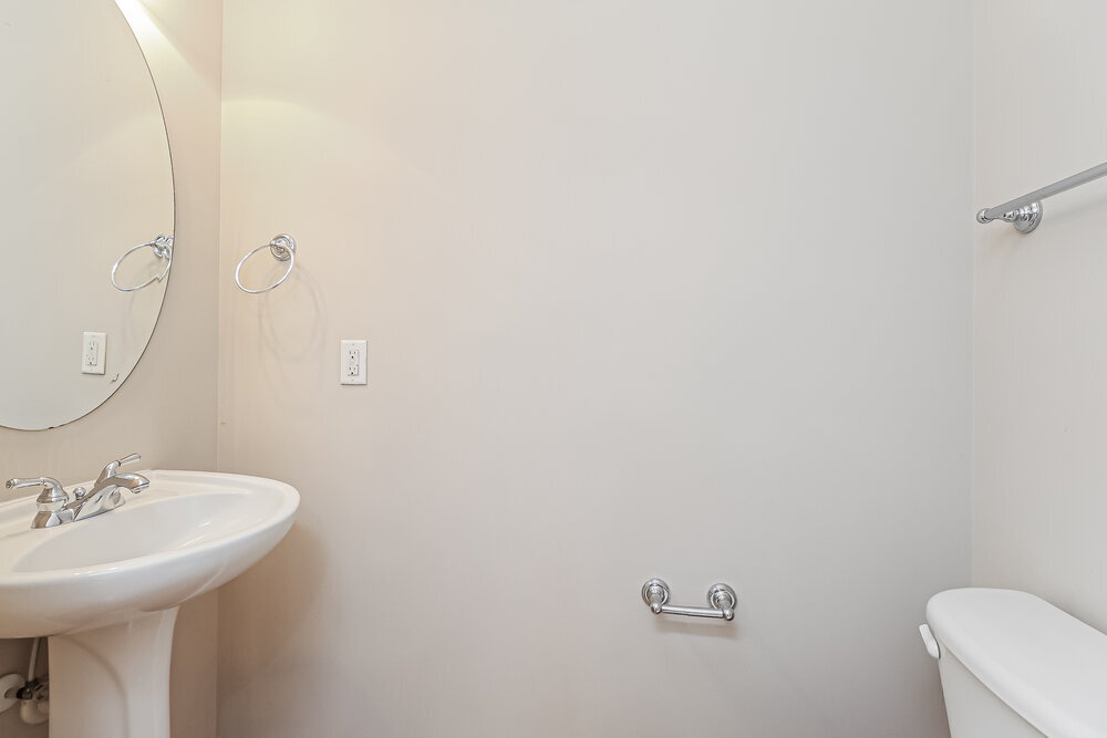 Building Photo - 2865 Island Point Dr NW