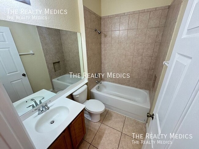 Building Photo - 1654 Cumin Dr