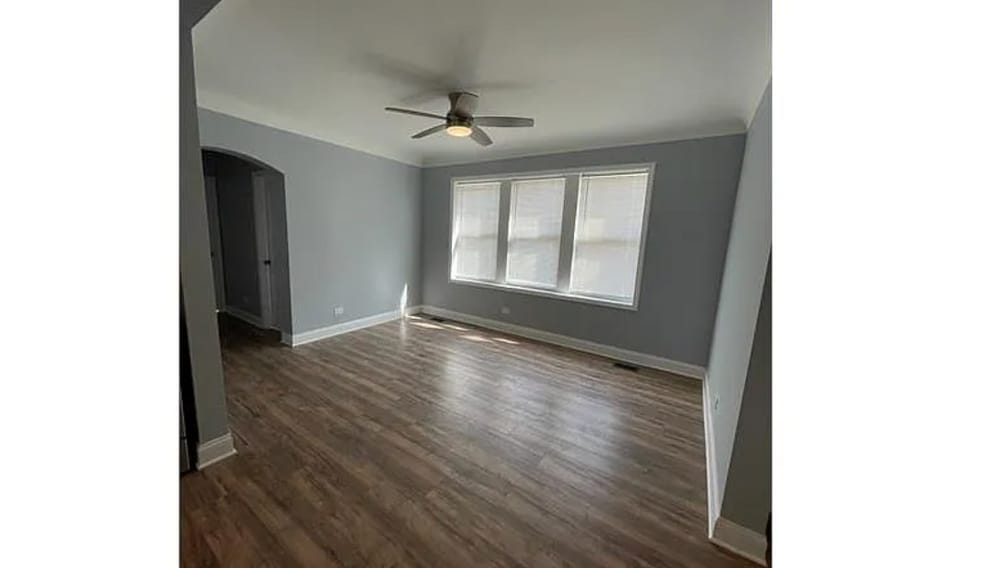 family room - 5424 S Union Ave