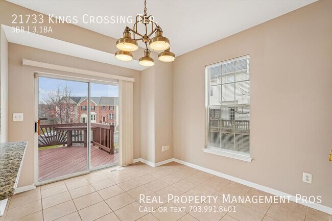 Building Photo - 21733 Kings Crossing Terrace