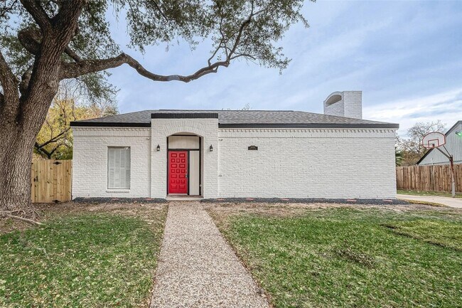 Primary Photo - 10811 Villa Lea Ln