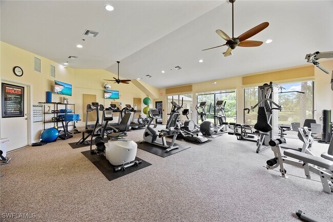 Building Photo - 15260 Cedarwood Ln