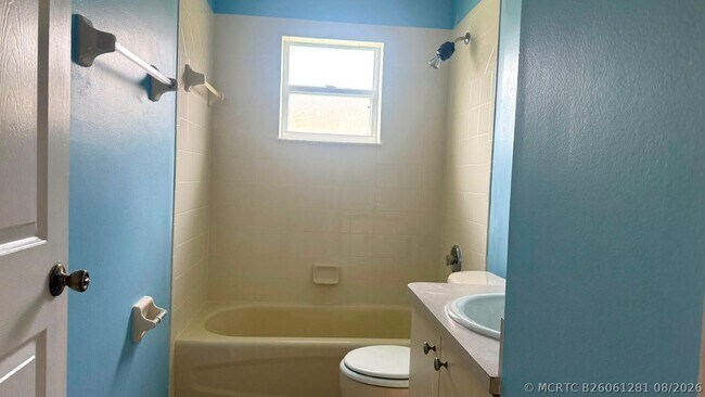 Building Photo - 2847 SW South Calabria Cir