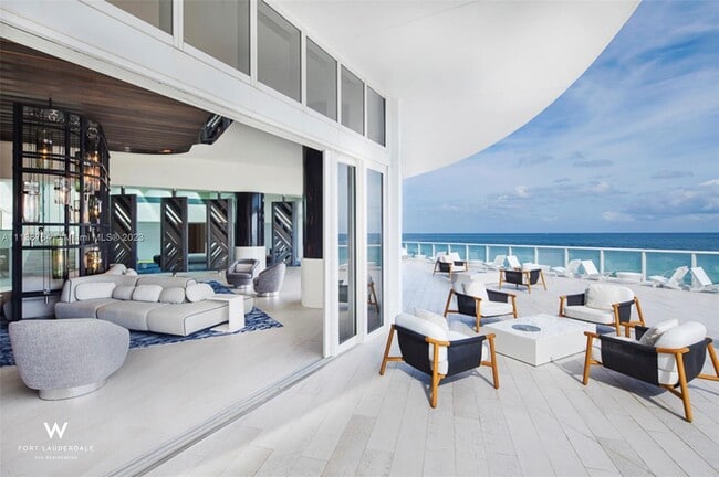 Building Photo - 3101 Bayshore Dr
