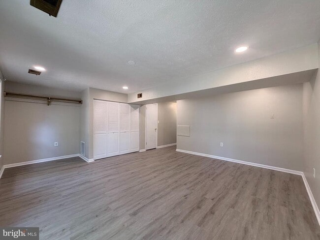 Building Photo - 19533 Fetlock Dr
