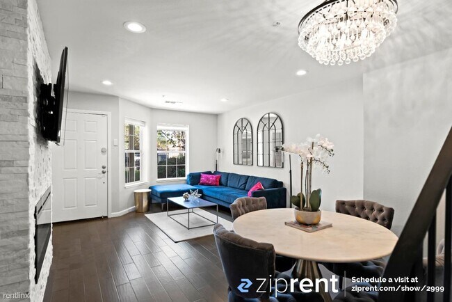 Building Photo - 3 br, 2 bath Townhome - 137 Margo Drive, M...