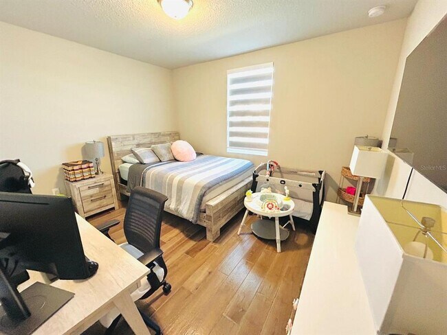 Building Photo - 17301 Back Bay Ct