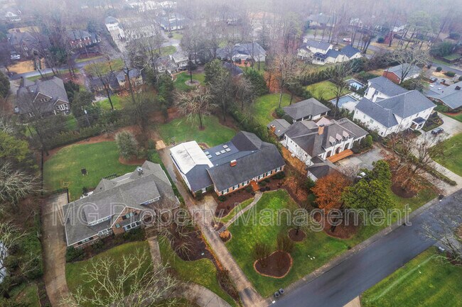 Building Photo - 4023 Arbor Way