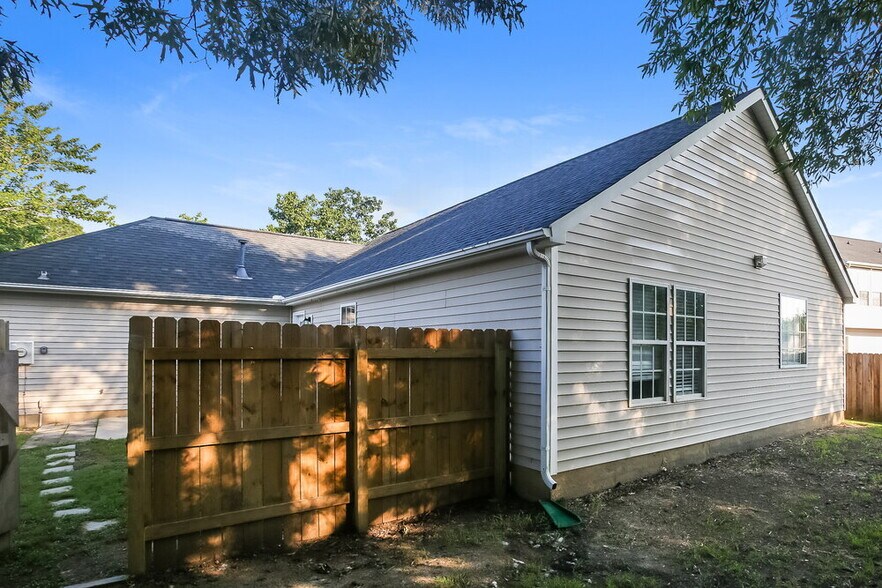 Building Photo - 3506 Southern Ginger Dr