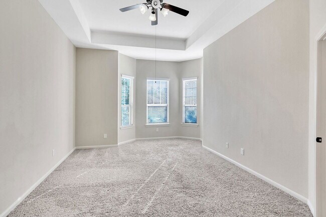 Building Photo - 222 Cheswood Forest Pl