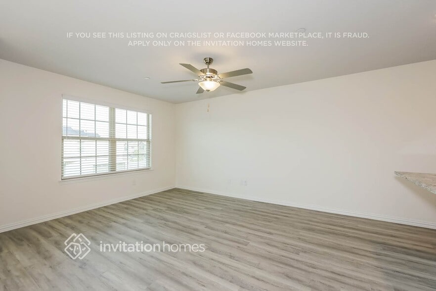 Building Photo - 746 Bonnet Trl