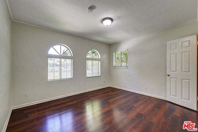 Building Photo - 15601 Morrison St