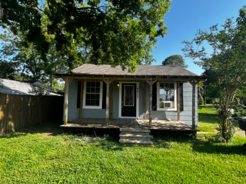 Building Photo - 4817 Wilson St