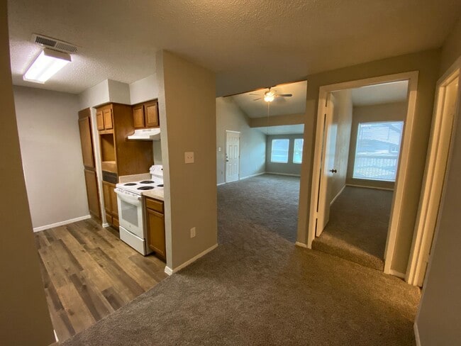 Building Photo - 1 bed 1 bath unit for rent in Dallas!