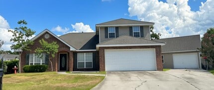 Building Photo - 2065 Juniper Dr