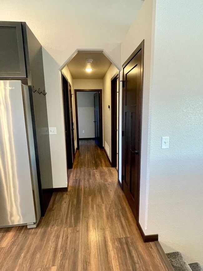Building Photo - * GAME-CHANGING-MOVE-IN-SPECIAL * 4 Bedroom, 3 Bathroom with Office for Rent
