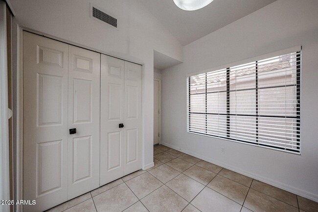 Building Photo - 9429 E Camino Del Santo