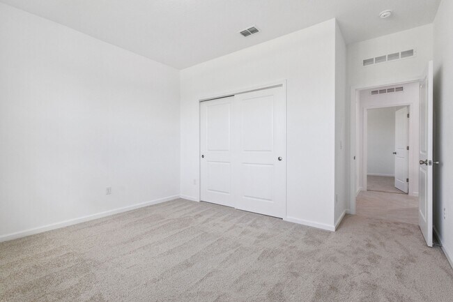 Building Photo - 3712 Watercliff Cir